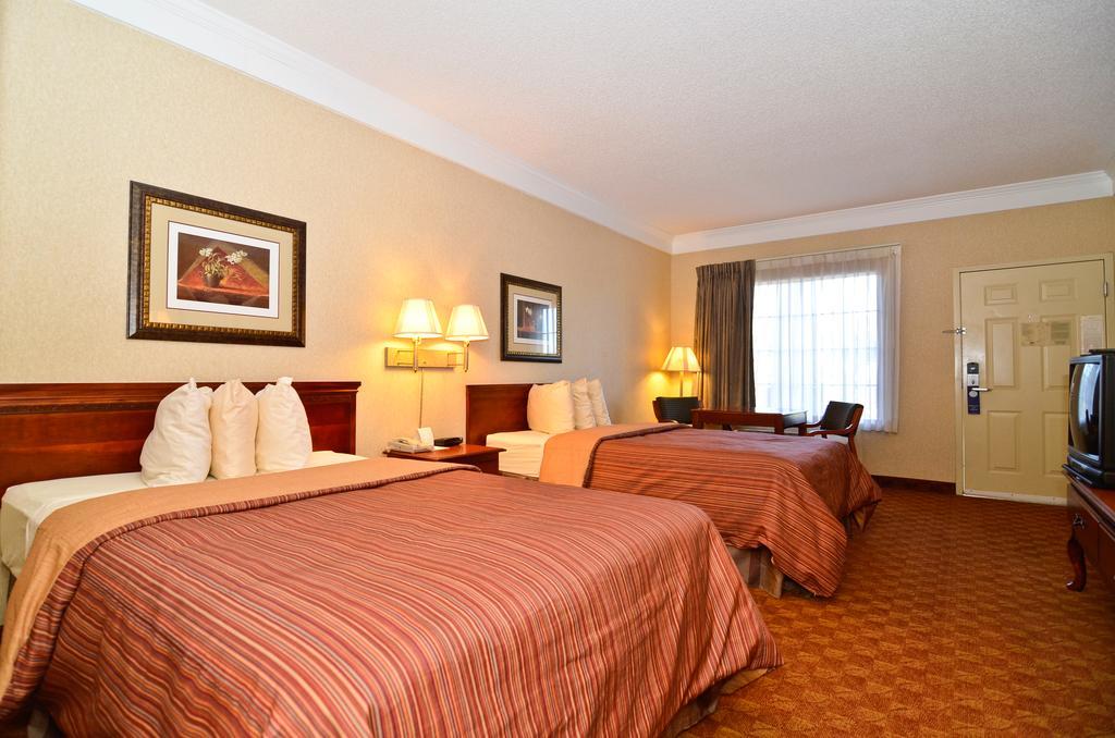 Peach State Inn & Suites Hawkinsville Esterno foto